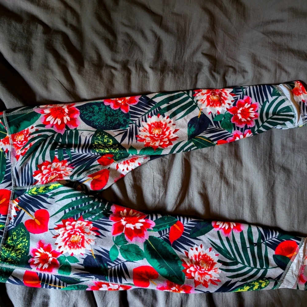 Tropical large capri tights